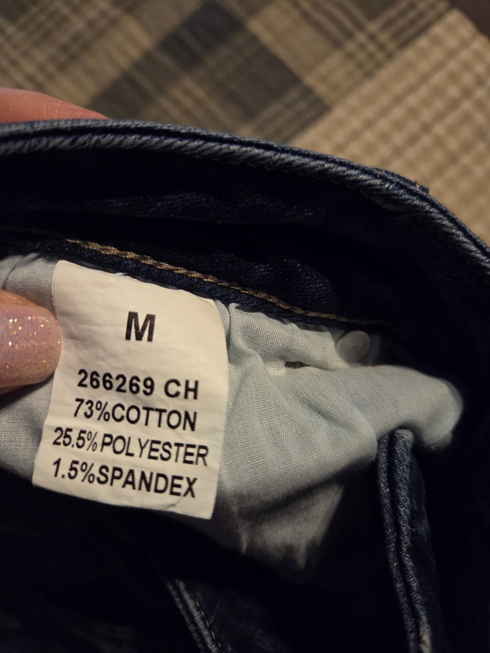 Classic Dark Wash Denim Cropped Jeans - Women - Picture 6 of 7